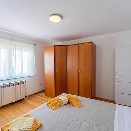 Apartment Darko