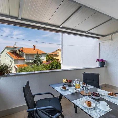 Darko Apartment