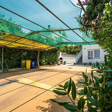 Darko Apartment Pjescana Uvala
